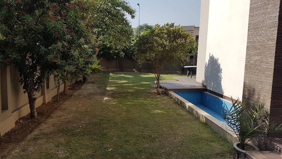 2 Kanal Bungalow  for sale