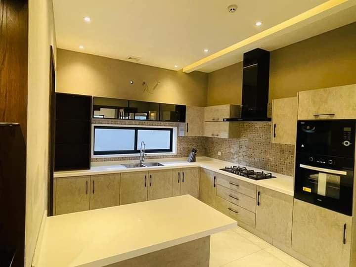 Stylish Modern House   for sale