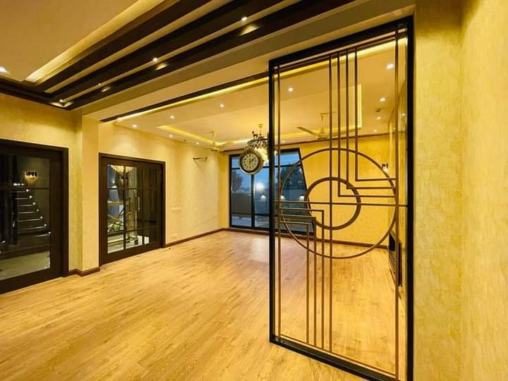 Stylish Modern House   for sale