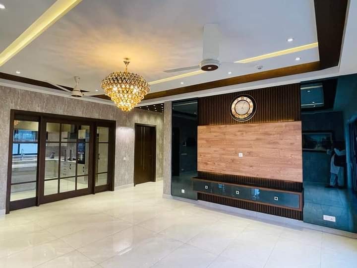 Stylish Modern House   for sale