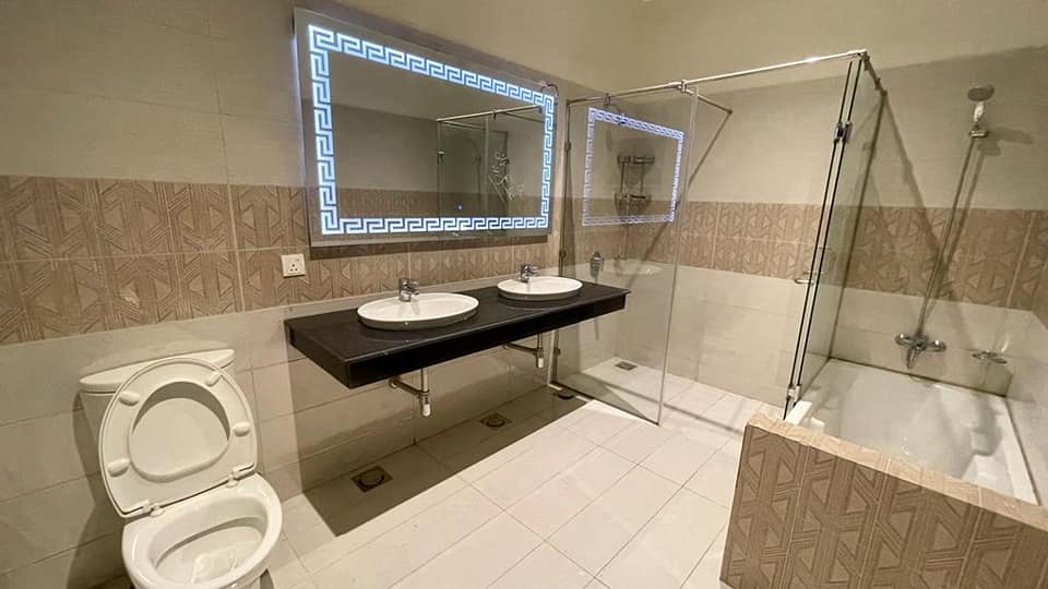 Brand new  luxurious bungalow