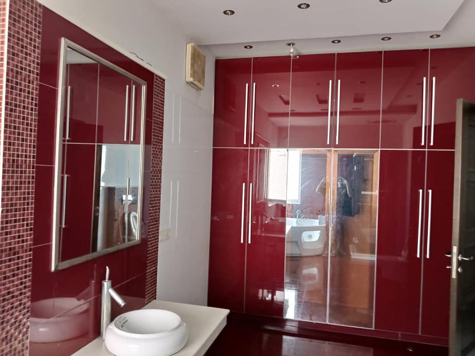 villa for sale