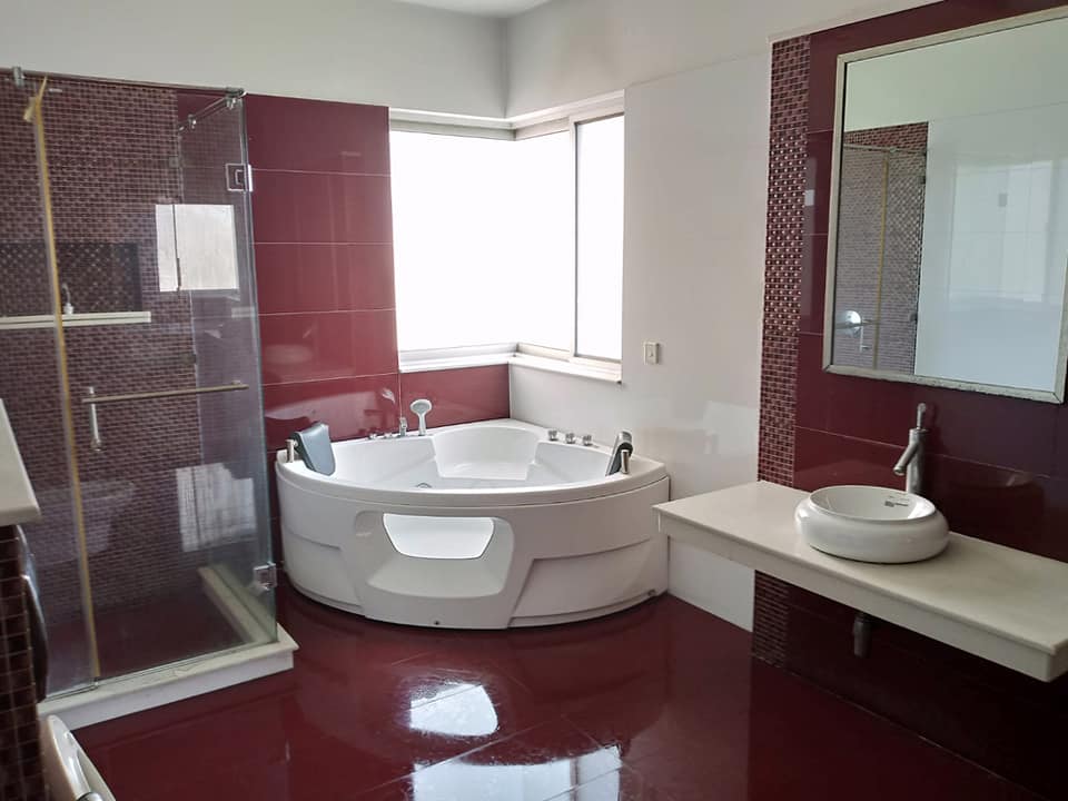 villa for sale