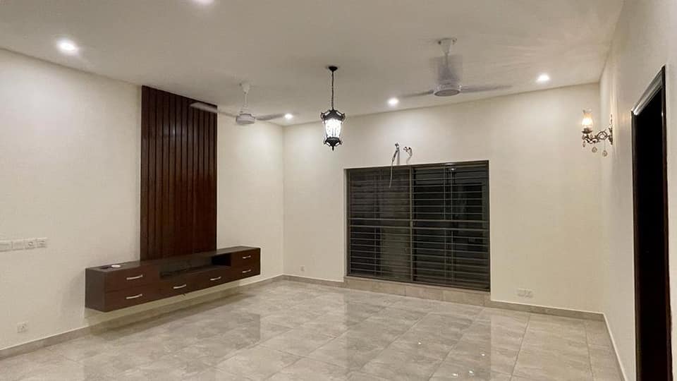 Brand new  luxurious bungalow