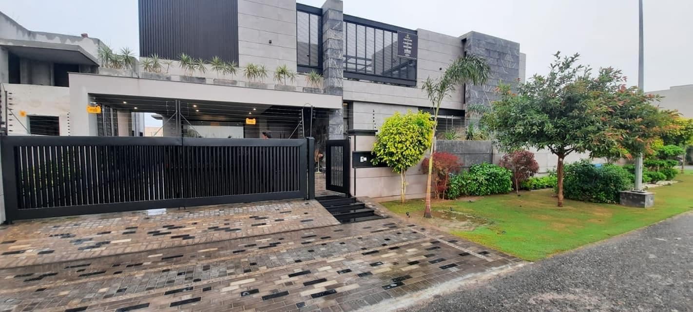 luxurious bungalow for sale