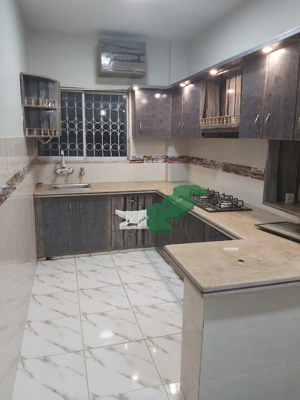 Flat for sale in Safari Blasing gulistan-e-jauhar block 12 Karachi