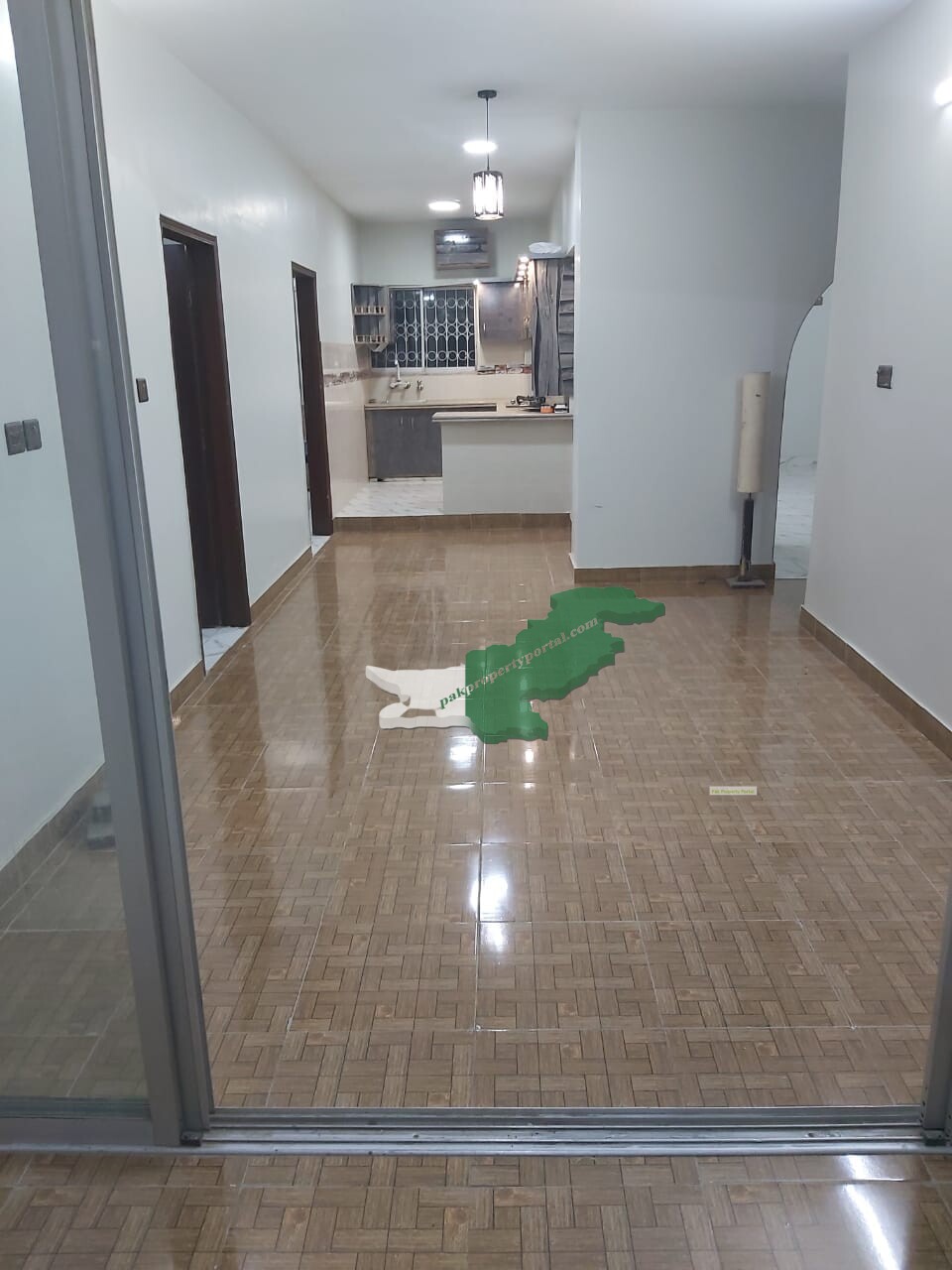 Flat for sale in Safari Blasing gulistan-e-jauhar block 12 Karachi