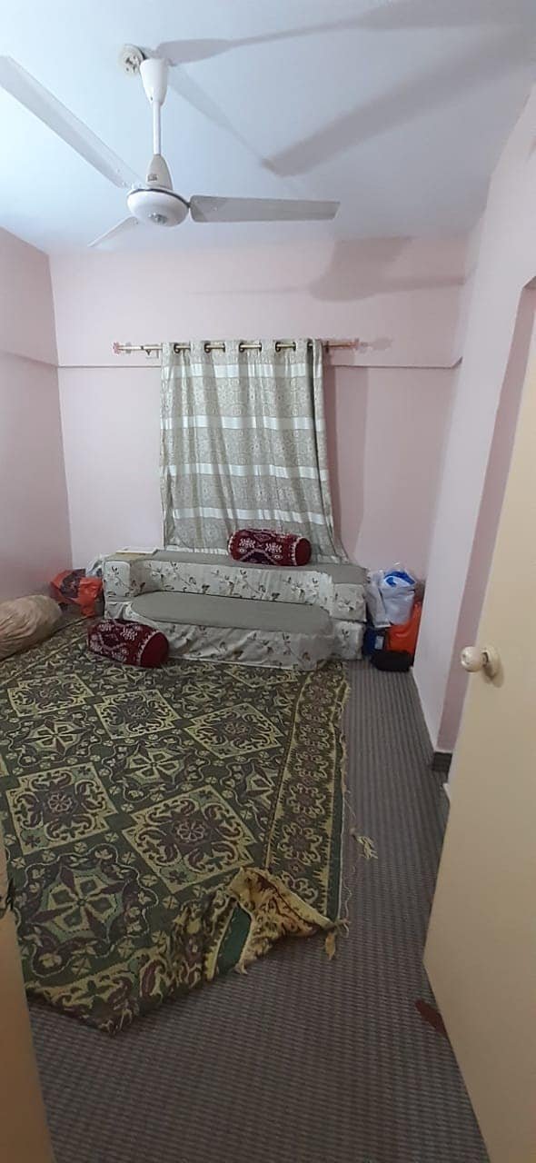 Flat for sale in Omaga heights  Gulistan-e-jauhar block 13 Karachi