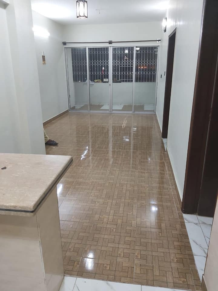 Flat for sale Safari Blasing gulistan-e-jauhar block 12 Karachi