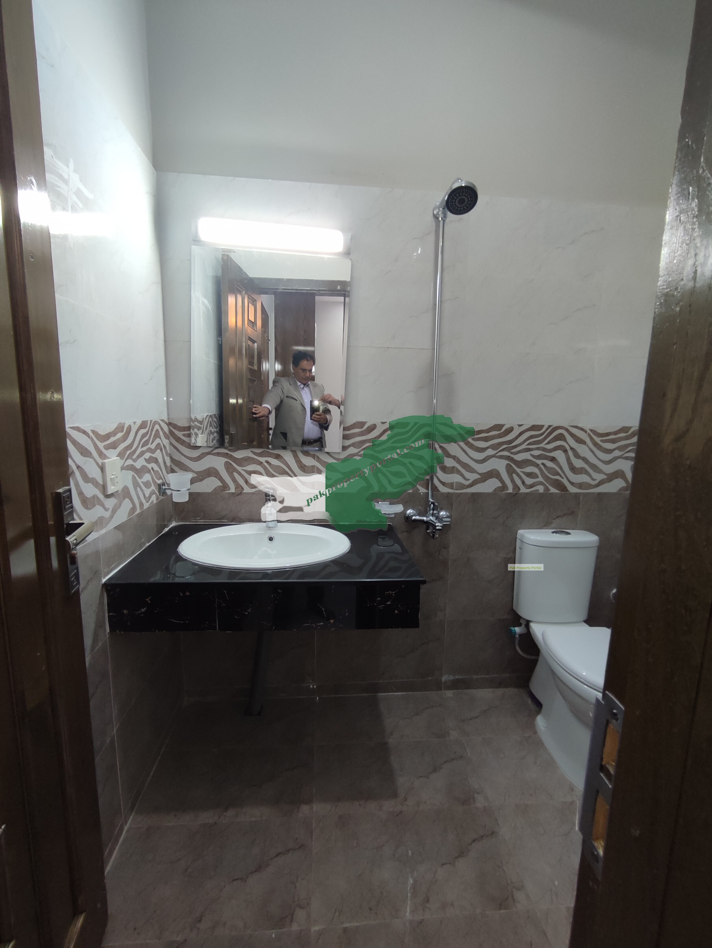 For sale house 30x60 in G 13 Islamabad