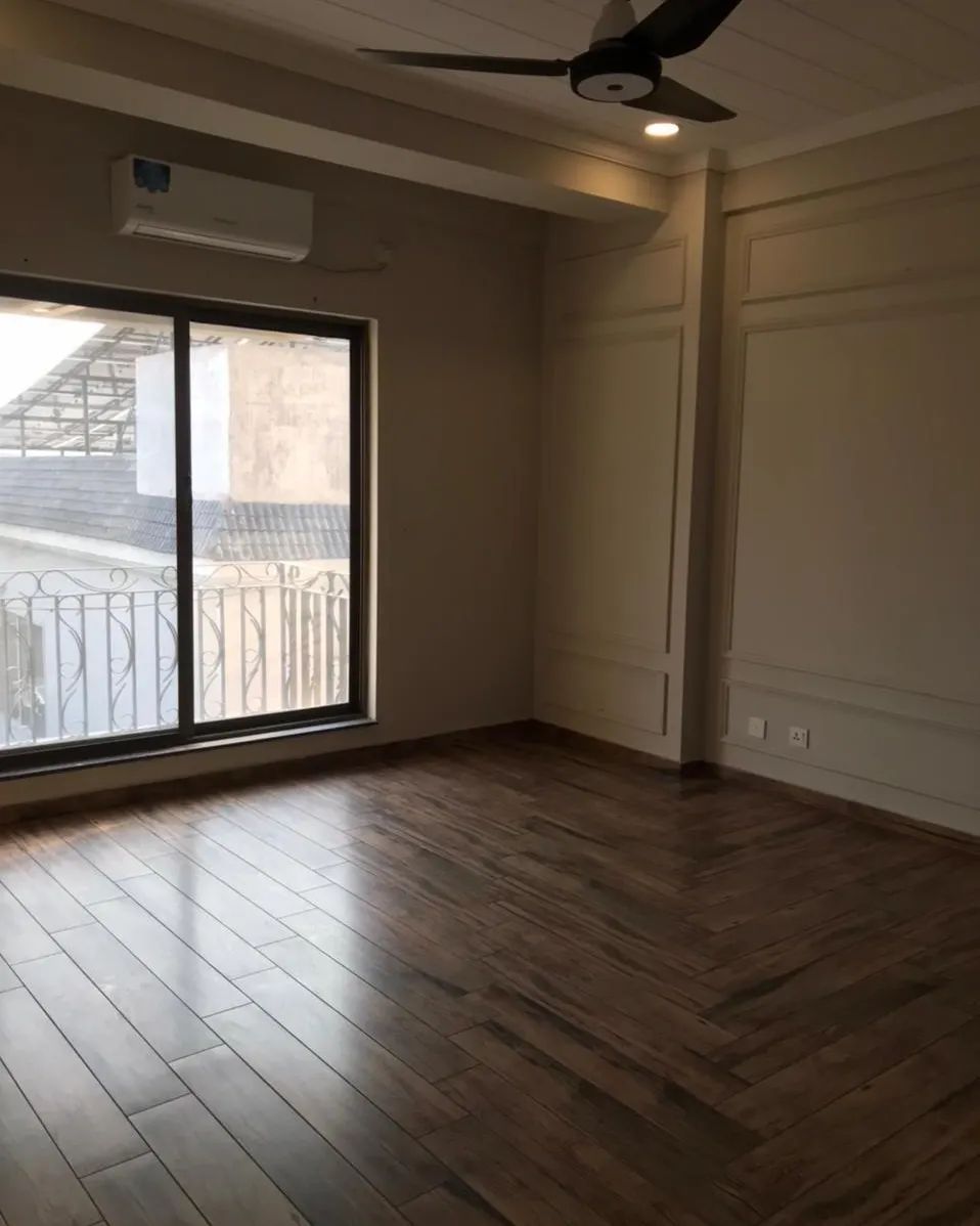 Beautiful apartment for Sale in   Block D Bahria Town Phase 1 Lahore