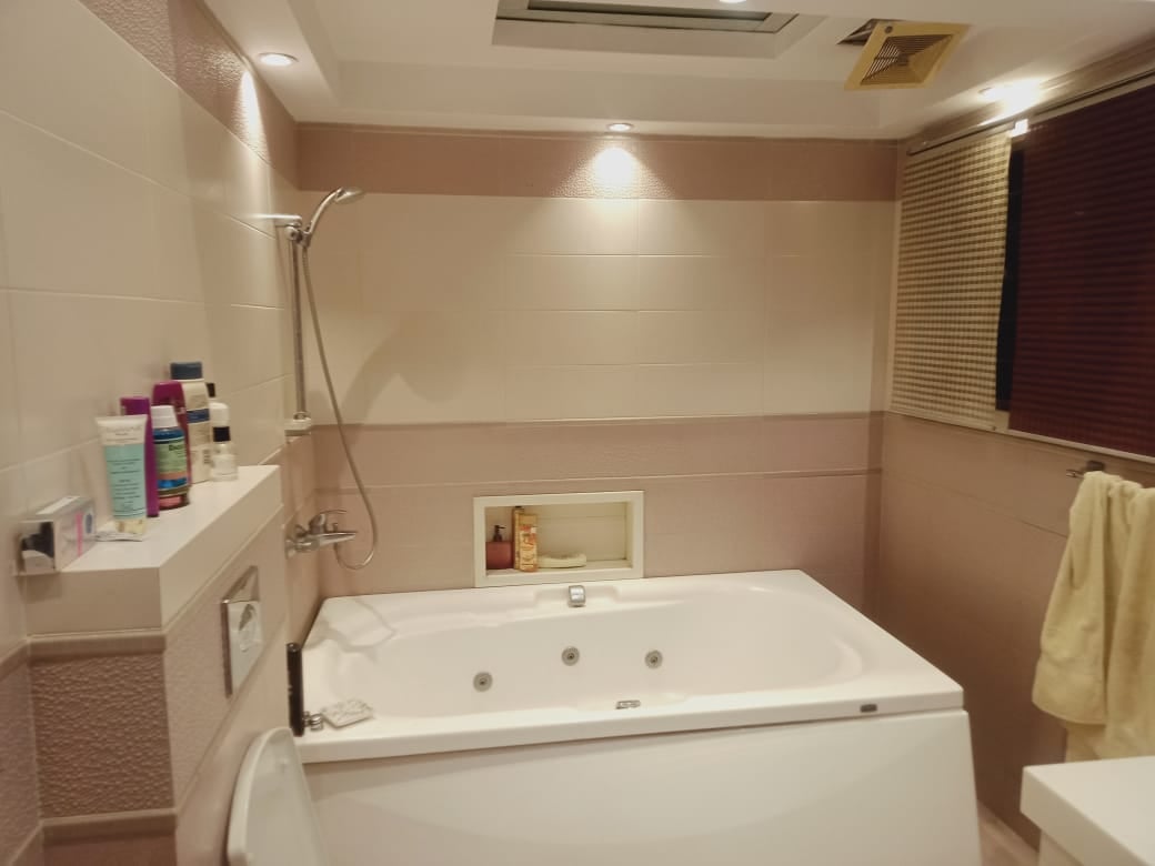 2 kanal corner house for rent in DHA Phase 5