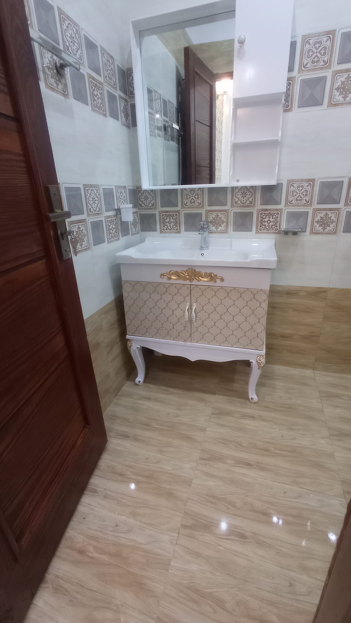 10 Marla ground portion available for rent in Wapda town phase 2 Lahore