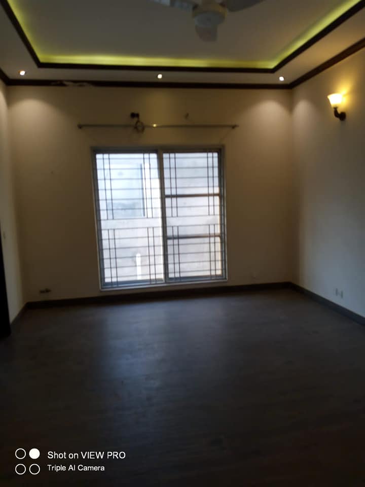 1 Kanal luxurious Upper Portion for Rent in DHA phase 6 Lahore