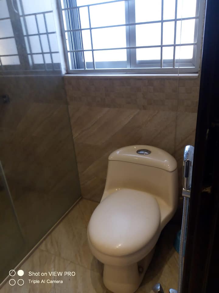 1 Kanal luxurious Upper Portion for Rent in DHA phase 6 Lahore