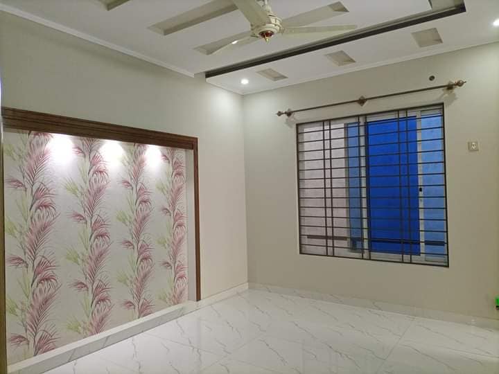 11 Marla Brand new House for sale in soan garden Islamabad