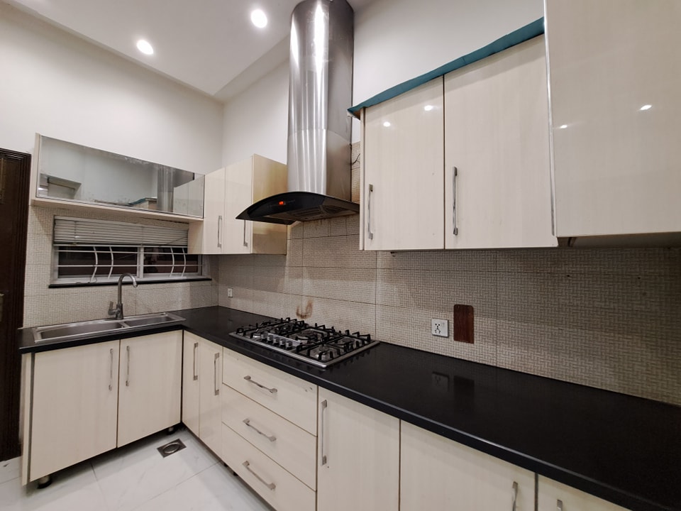 10 Marla Slightly Use House For Sale in State Life Society Lahore