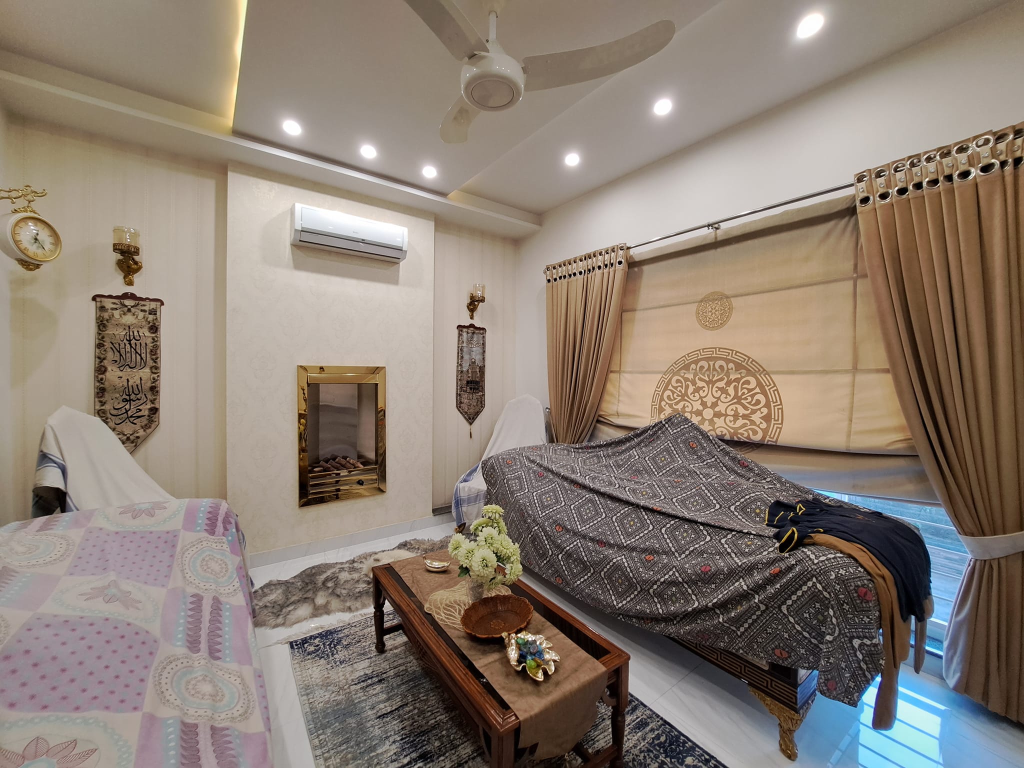 10 Marla Corner Slightly Used House  For Sale in State Life Society Lahore