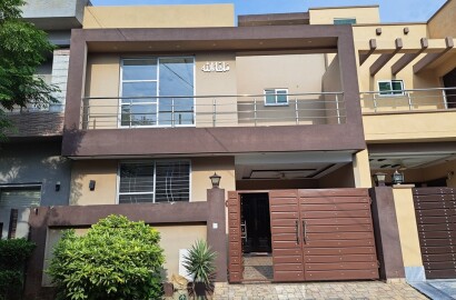5 Marla Slightly Used House For Sale in State Life Society Lahore