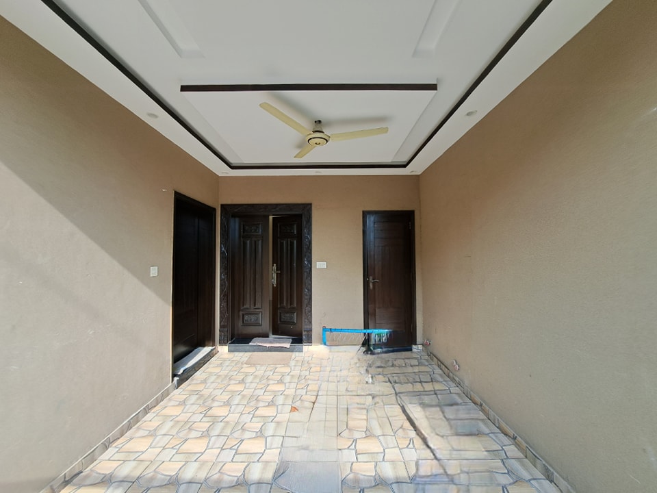 5 Marla Slightly Used House For Sale in State Life Society Lahore