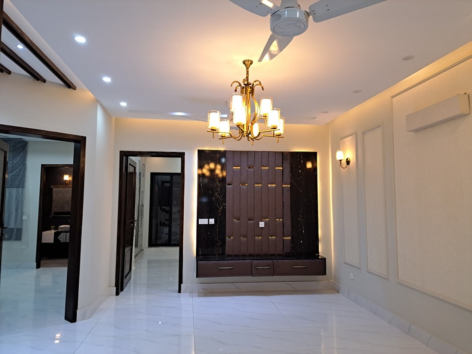 10 Marla Brand New House For Sale House in State Life Society Lahore