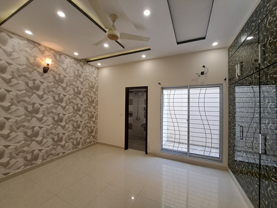 5 Marla Slightly Used House For Sale in State Life Society Lahore