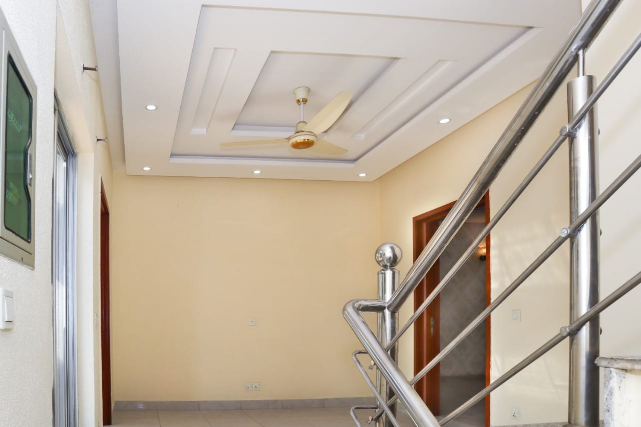 6 Marla House For Sale Bankers Town Near State Life Society Lahore