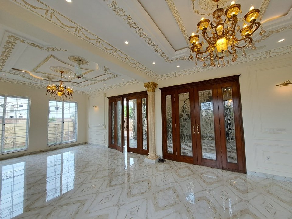 1 kanal Italian Style House For Sale in State Life Society Lahore