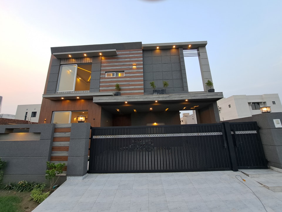 10 Marla Brand New House in For Sale  State Life Society Lahore