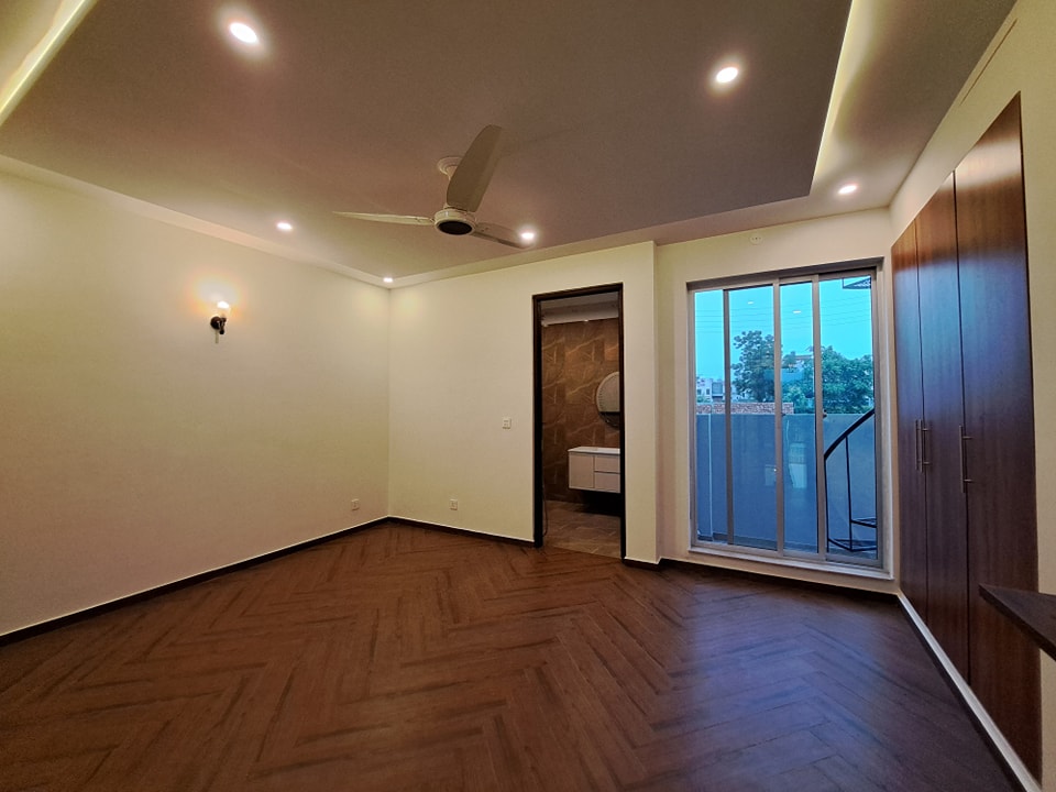 10 Marla Brand New House in For Sale  State Life Society Lahore