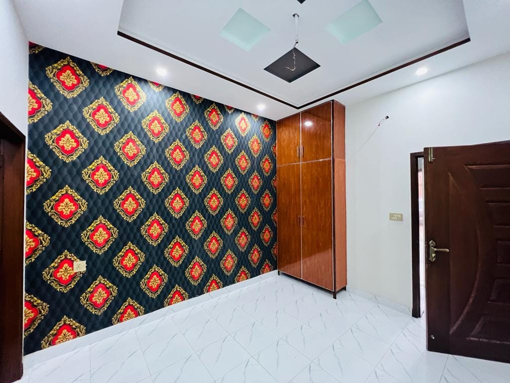 4 Marla single-story house for sale in Hamza town Phase 2 Lahore