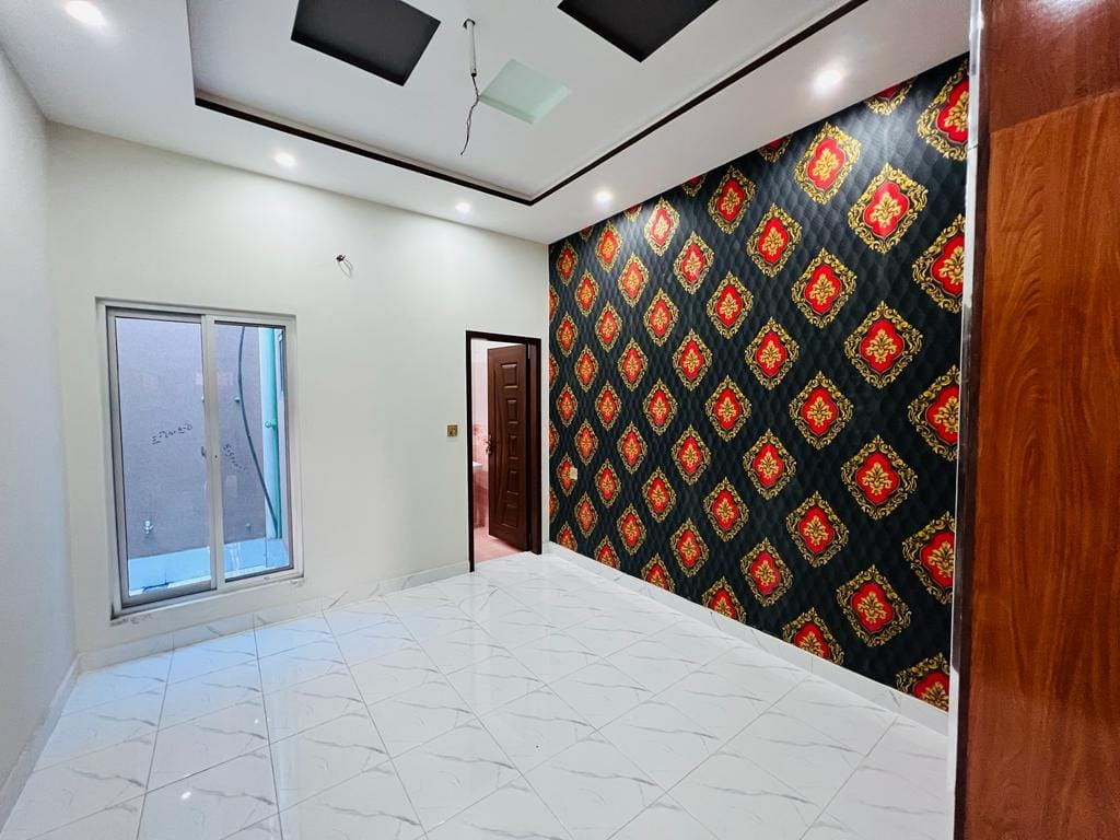 4 Marla single-story house for sale in Hamza town Phase 2 Lahore