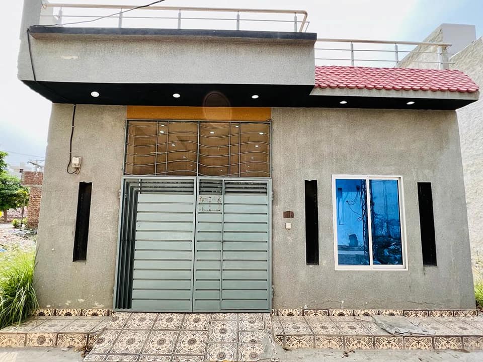 5 Marla single story house for sale in Hamza Town Phase 2 Lahore