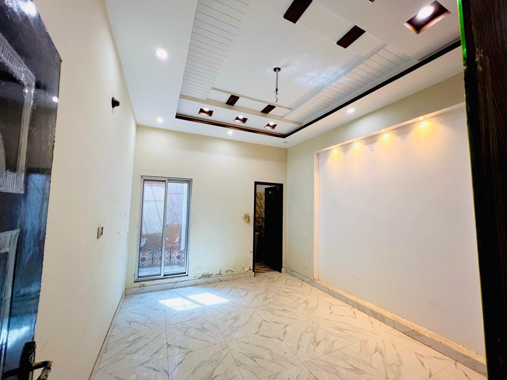 5 Marla single story house for sale in Hamza Town Phase 2 Lahore