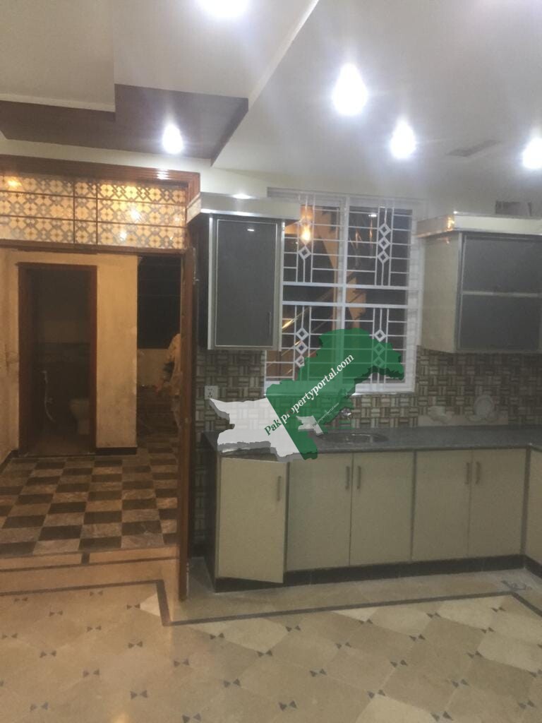 7 Marla new type upper portion available for rent in Punjab university society phase 2 near chatri Chowk Lahore