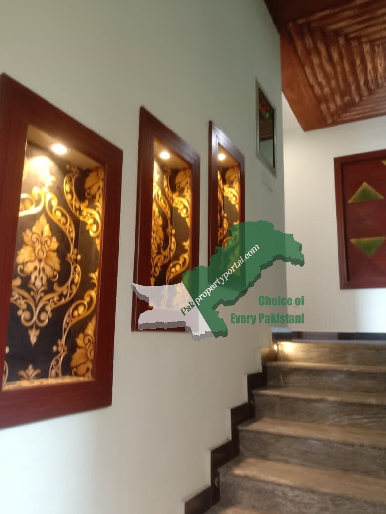 10 Marla Brand New Beautiful House For SALE In Iqbal Town Lahore