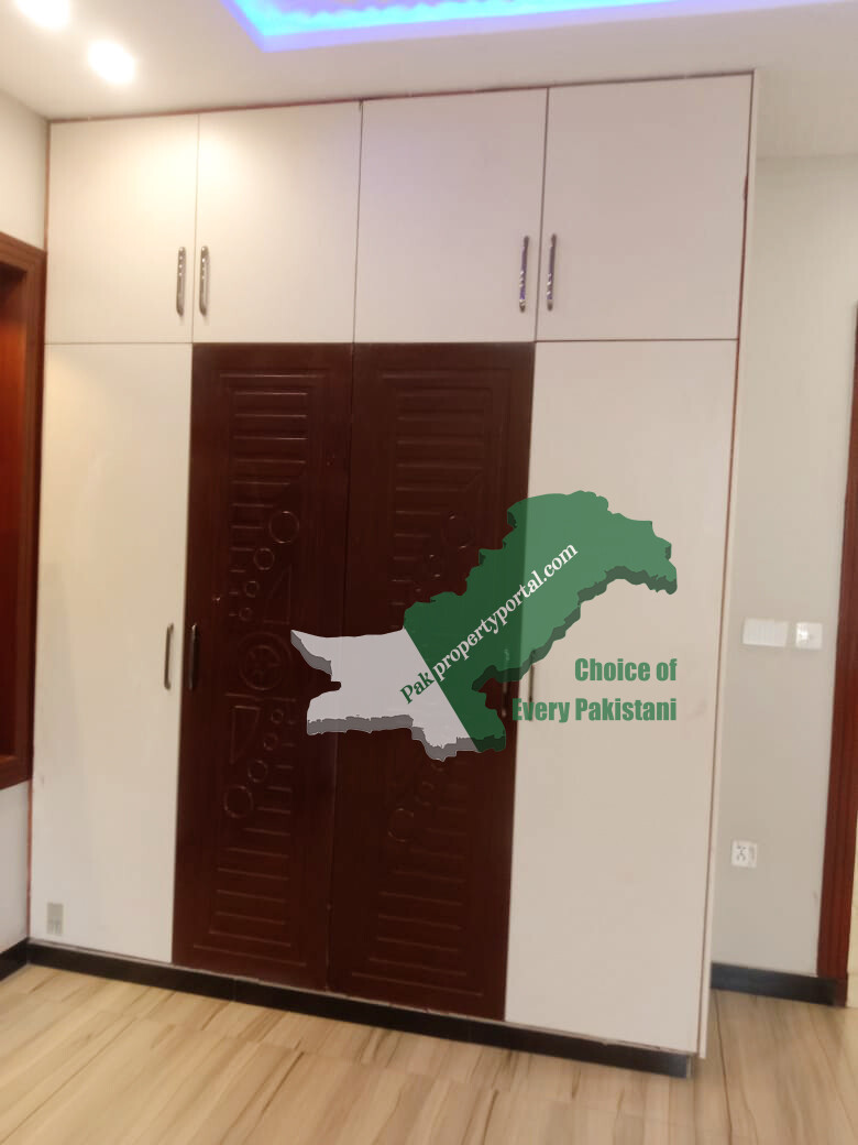 10 Marla Brand New Beautiful House For SALE In Iqbal Town Lahore