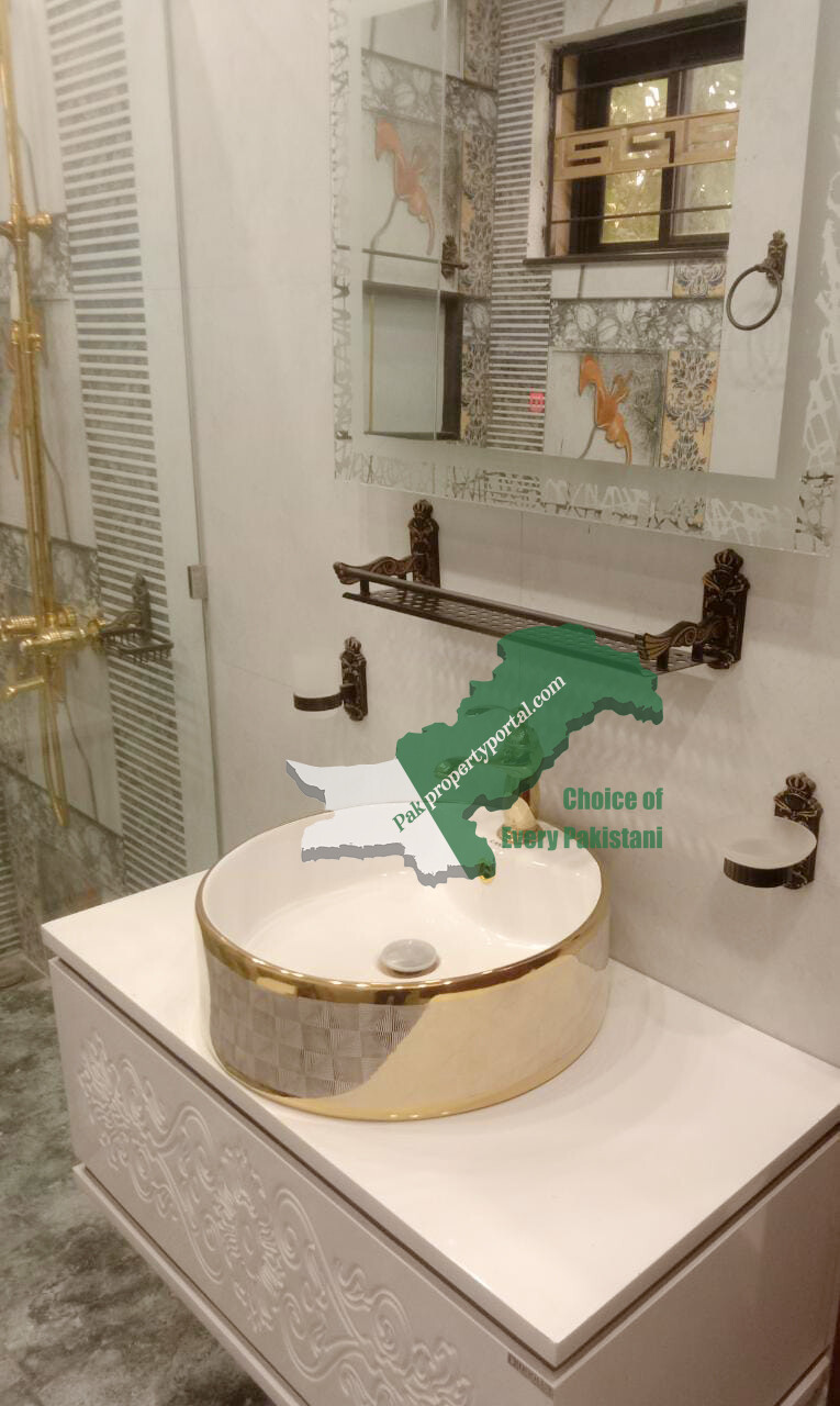 10 Marla Brand New Beautiful House For SALE In Iqbal Town Lahore