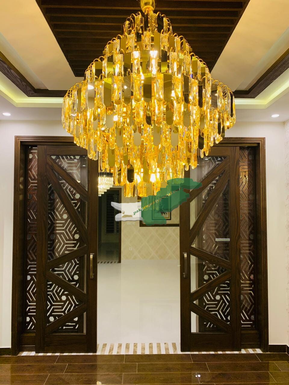 10 Marla Brand New House for Sale at Very Hot Location Bahria Town Lahore