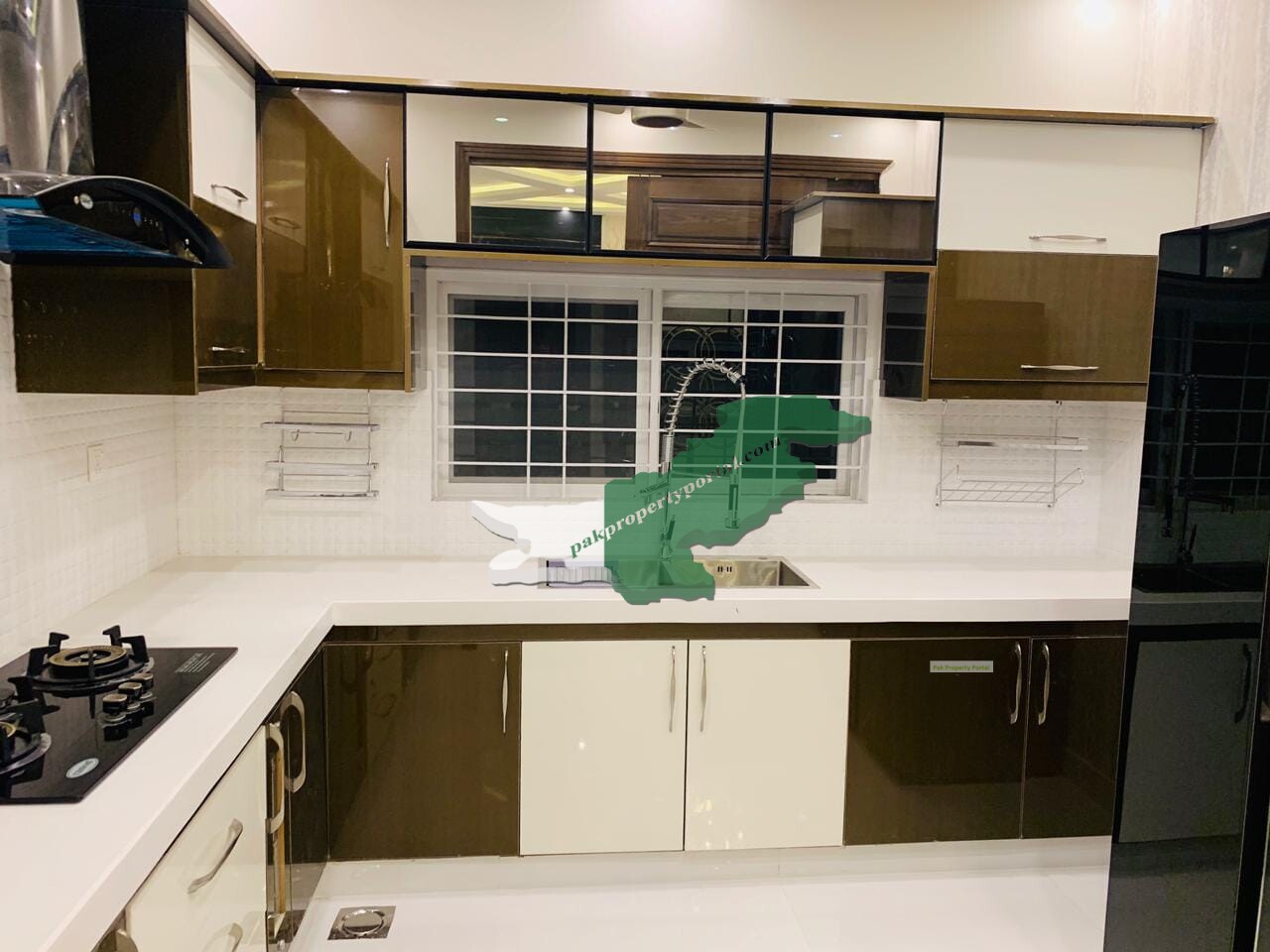 10 Marla Brand New House for Sale at Very Hot Location Bahria Town Lahore