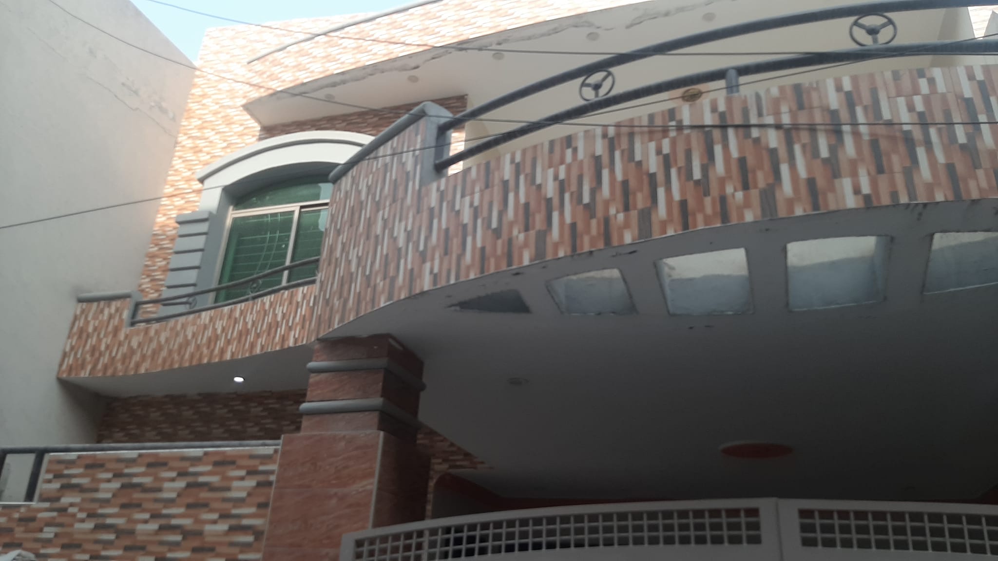 6.5 Marla Double Story House for sale in Butt Chowk Lahore