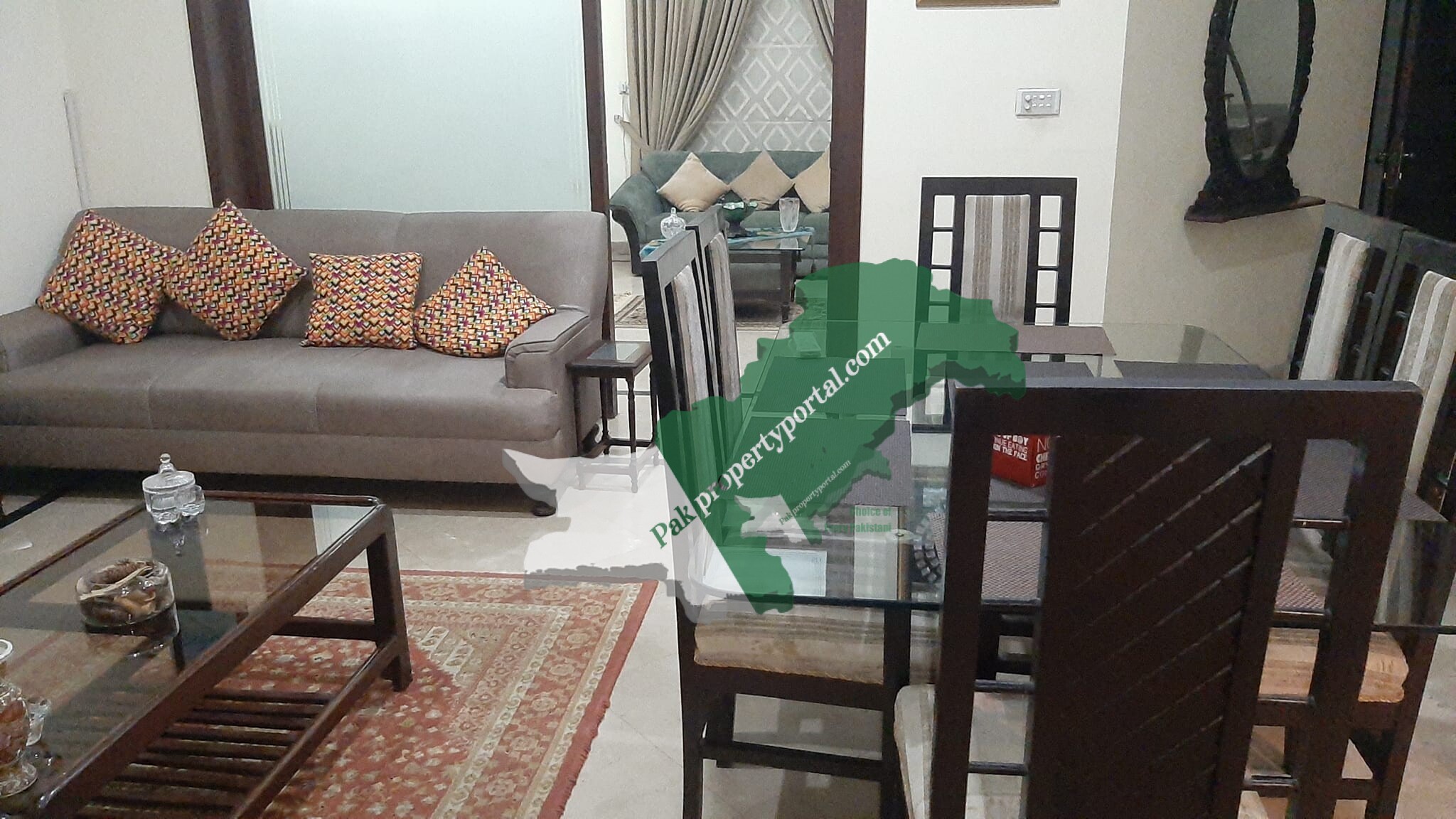 10 Marla Facing Park House for sale in PIA Colony Lahore