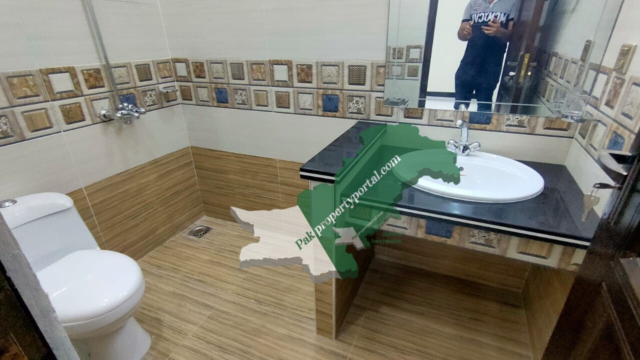 10 Marla brand new house for rent in Valencia Town Lahore