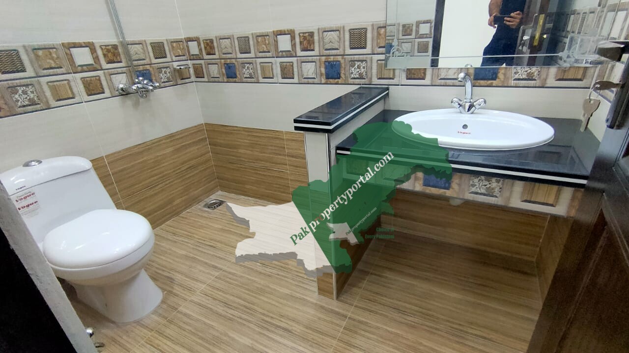 10 Marla brand new house for rent in Valencia Town Lahore