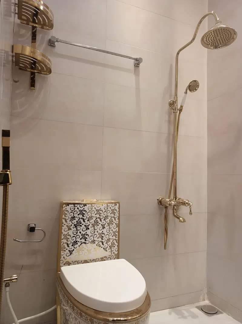 10 Marla Brand new corner house for sale at park view city Lahore