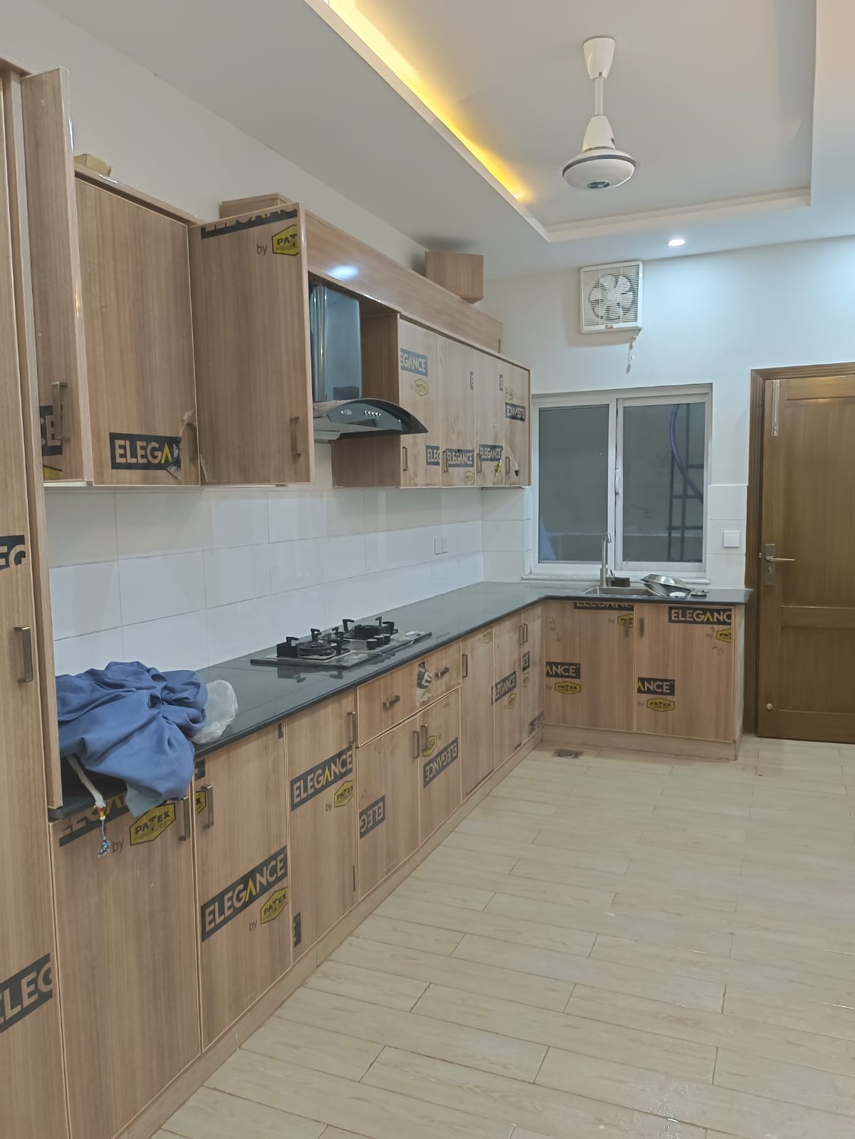 10 Marla Brand New House Available for Rent in Bahria Enclave Islamabad