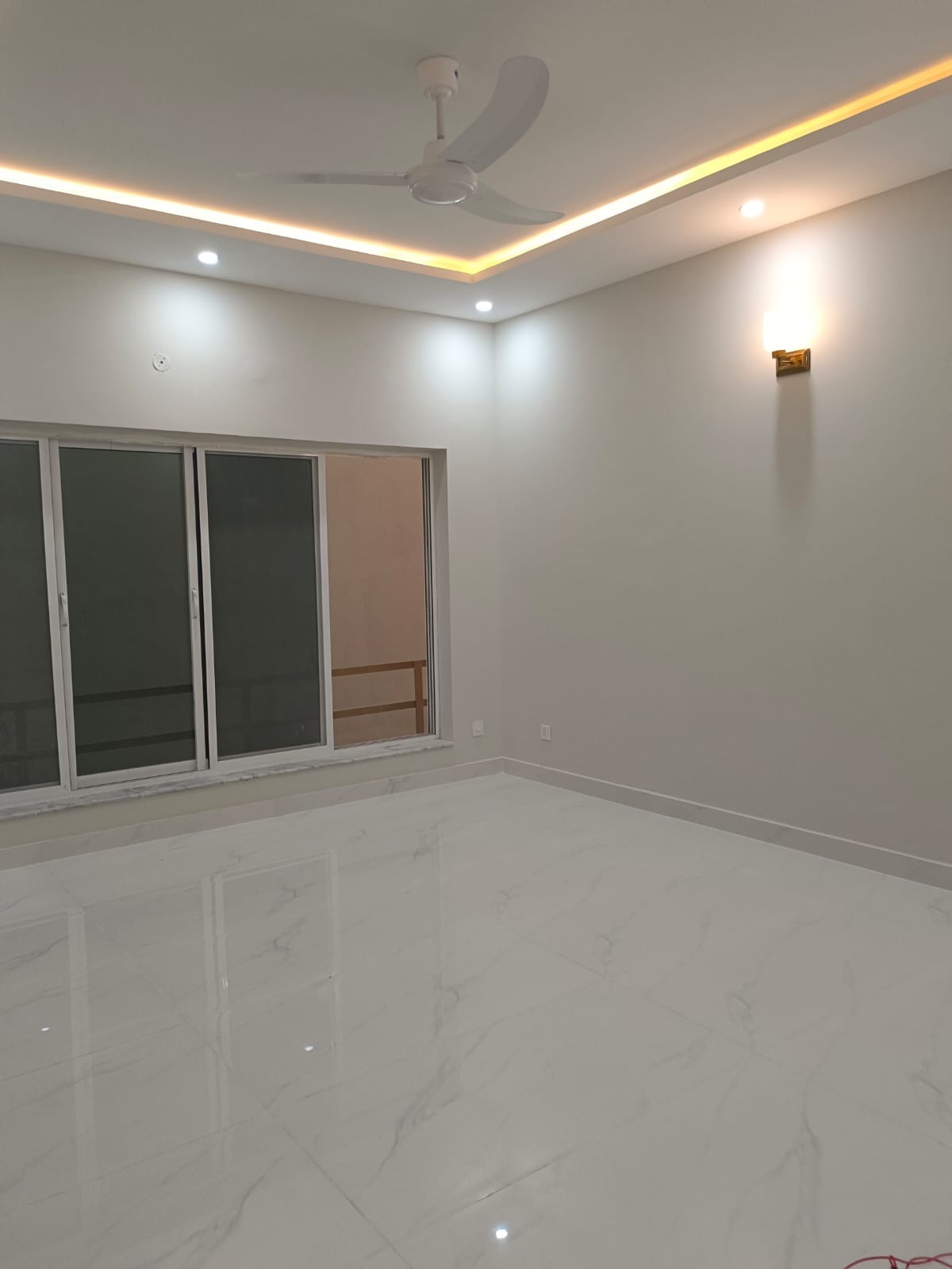 10 Marla Brand New House Available for Rent in Bahria Enclave Islamabad