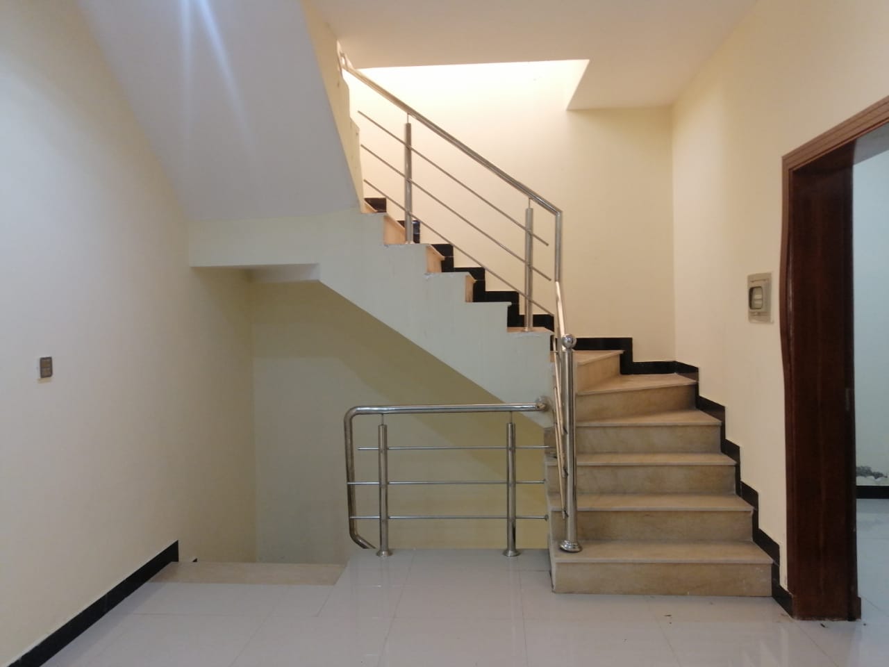 Urgent 5 Marla Used House For Sale Bahria Town Phase 8 Rawalpindi