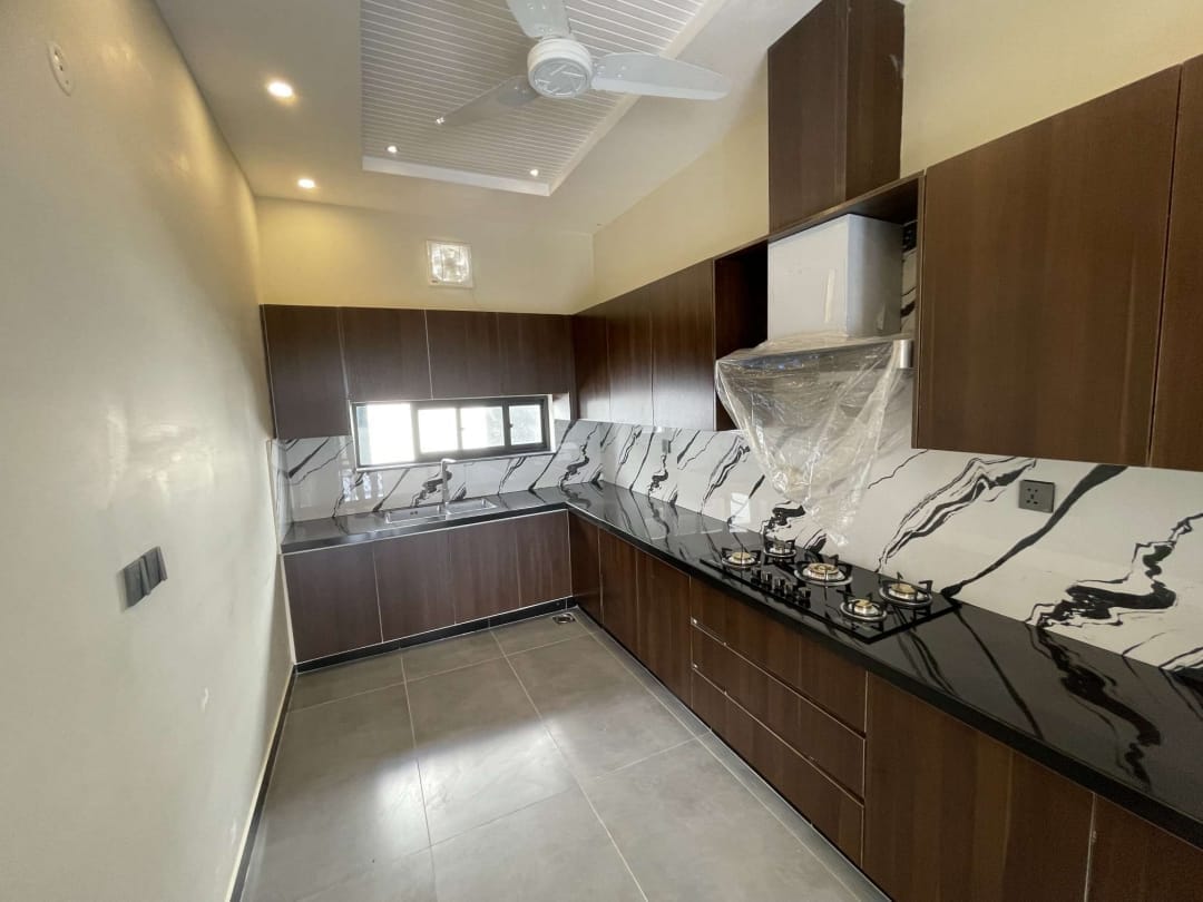 1 Kanal brand new house for sale in Janiper Block Bahria Town Lahore