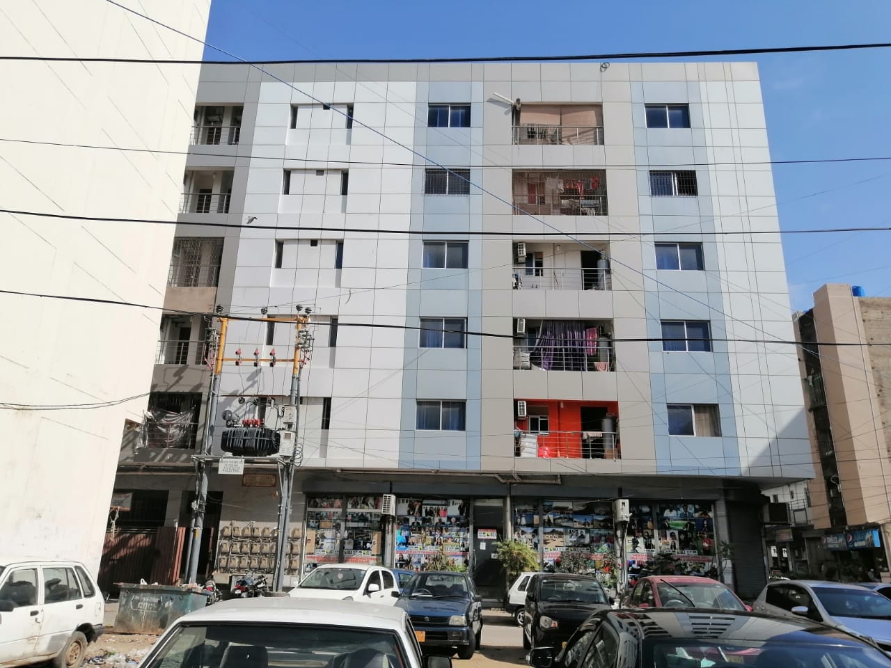 Apartment for sale seher commercial In Karachi